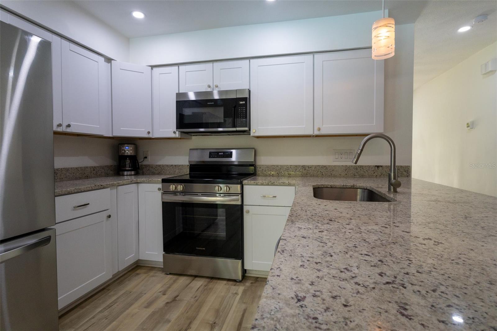4026 Tenita Dr Property Photo 11