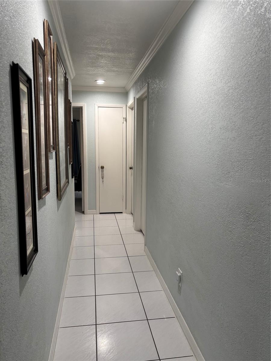 5450 Gambier Ct Property Photo 14