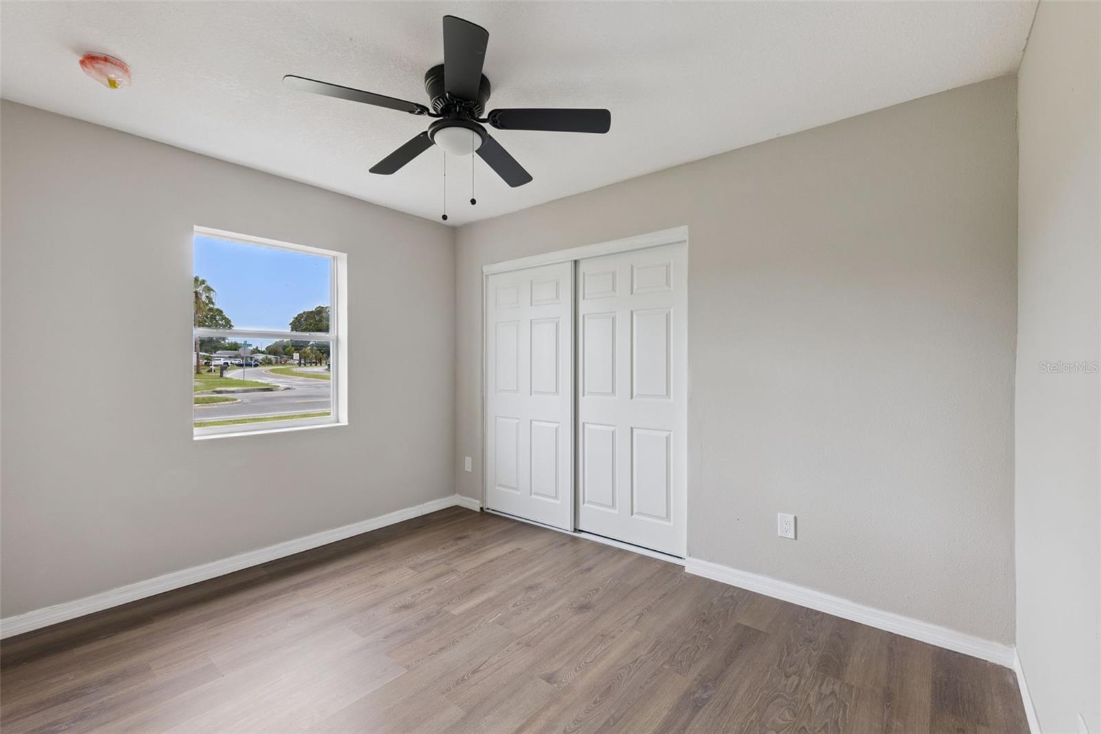 1061 Bianca Dr Ne Property Photo 15