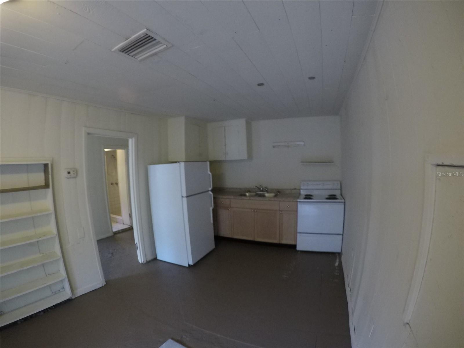 505 E Virginia Ave #2 Property Photo 1