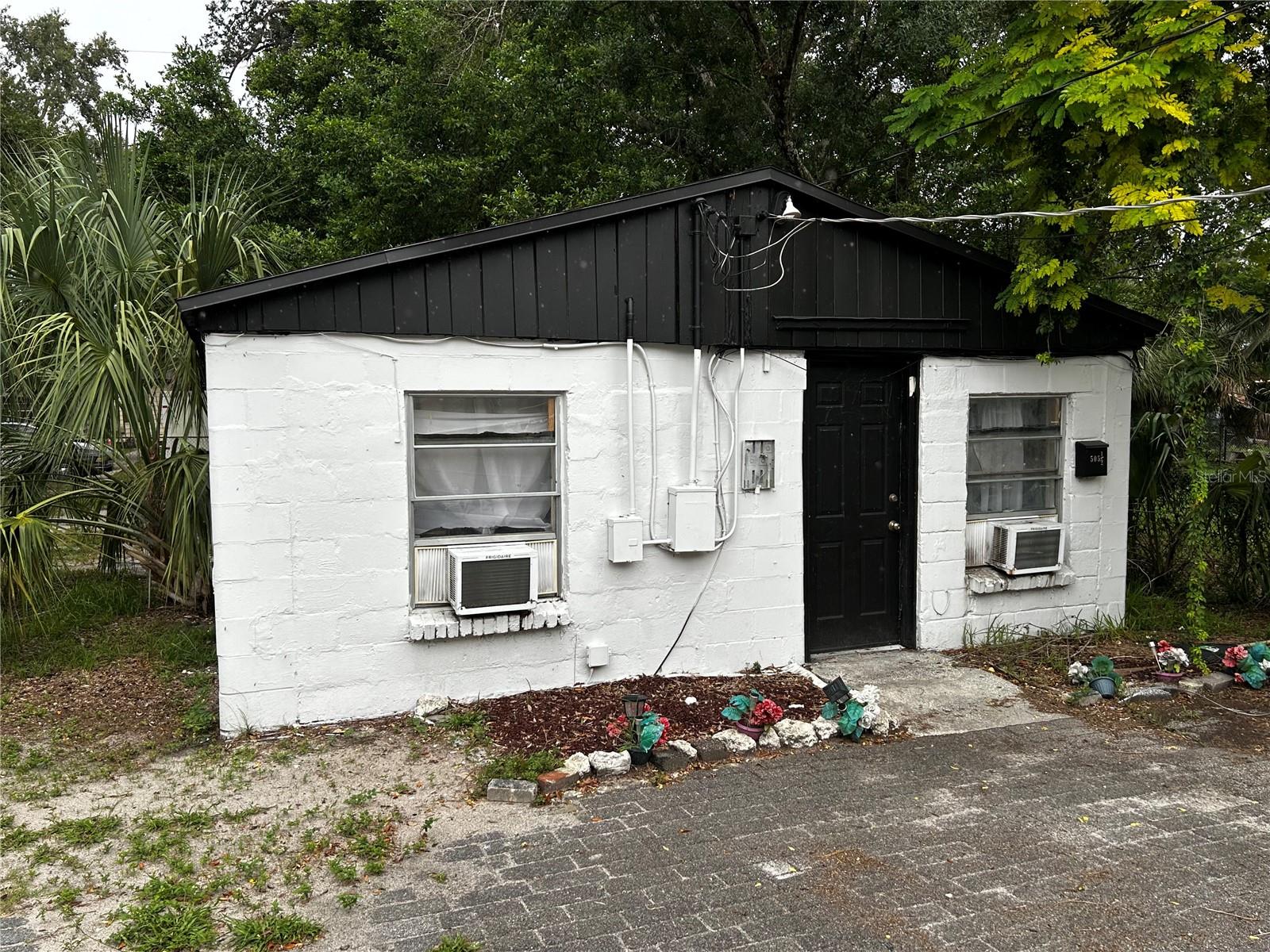 505 E Virginia Ave #2 Property Photo 2
