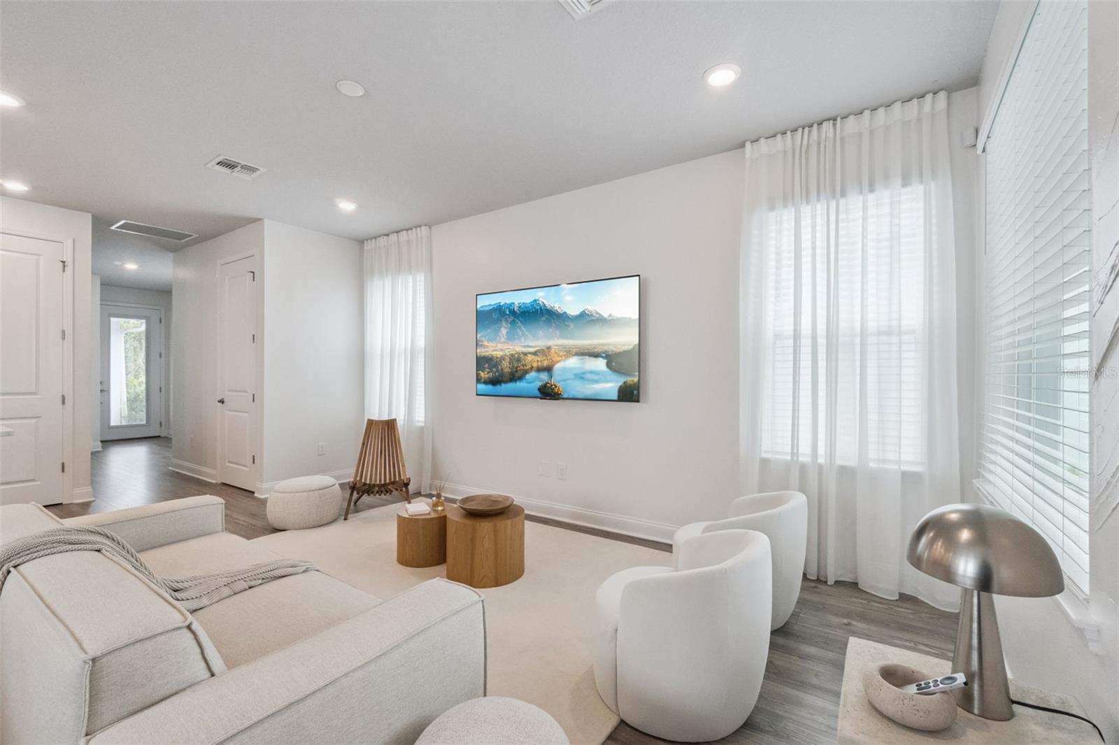 6935 Higgs Aly Property Photo 5