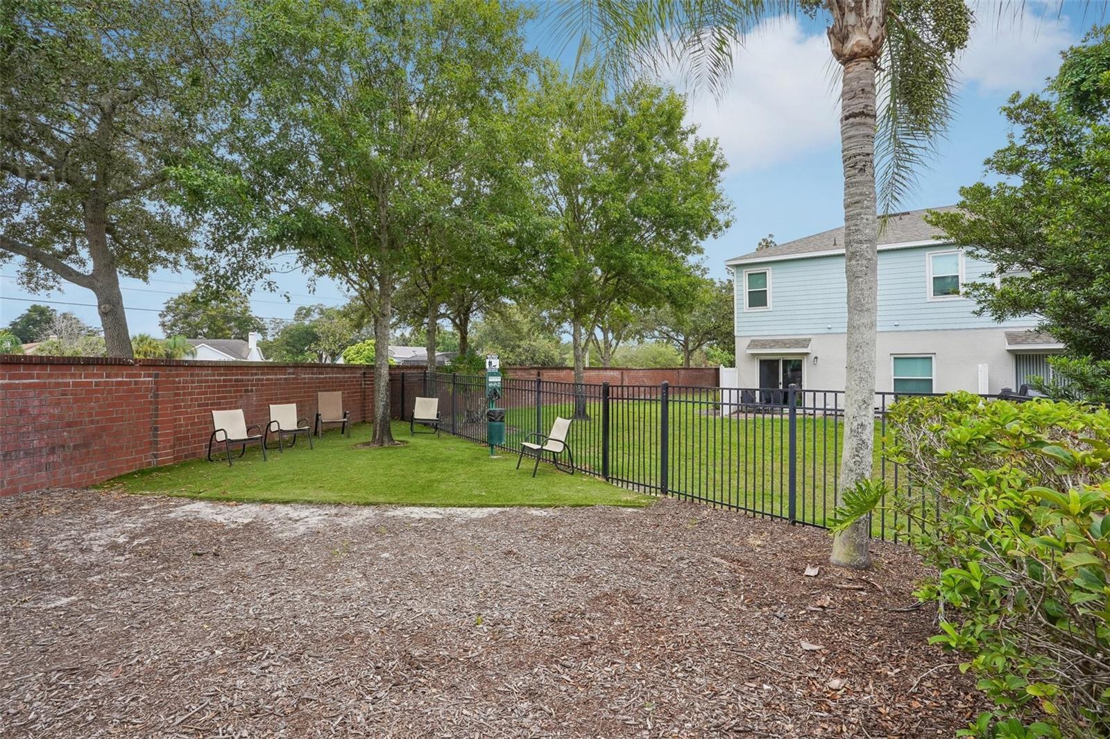 1329 Heritage Commons Dr Property Photo 40