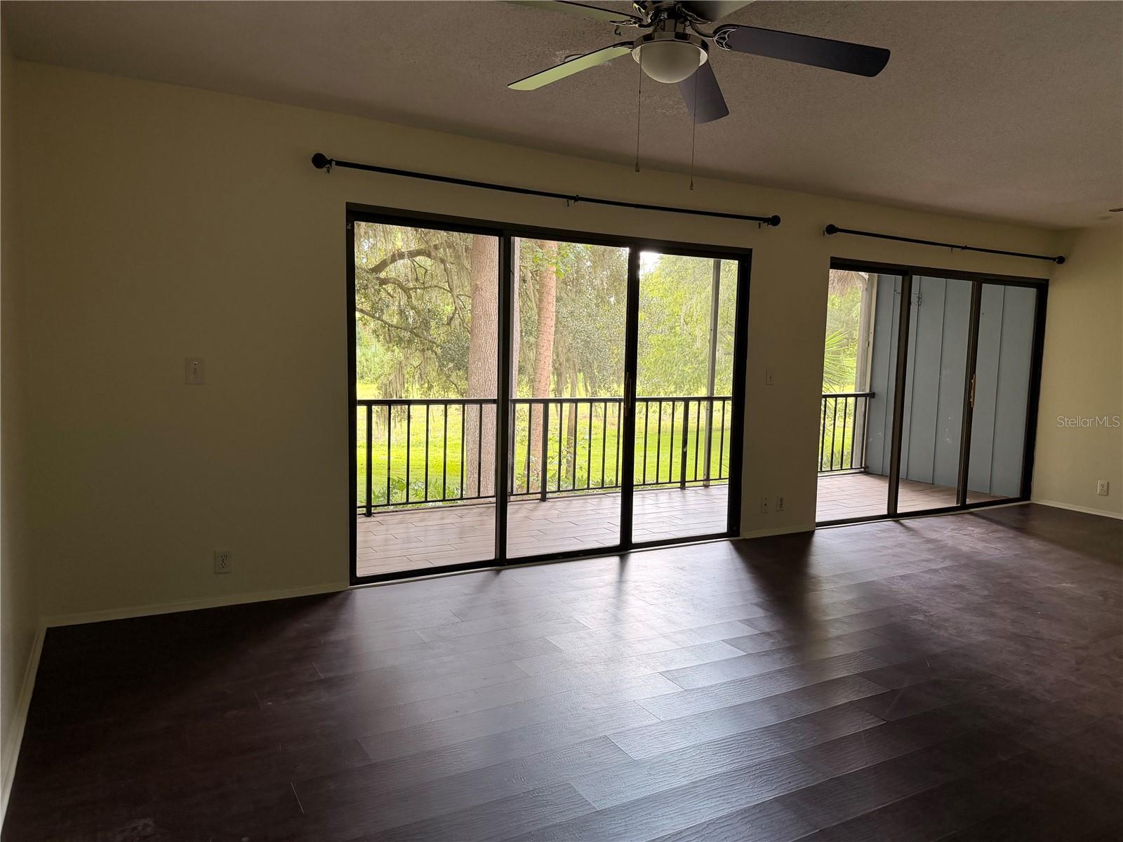 423 Sheoah Blvd #14 Property Photo 5