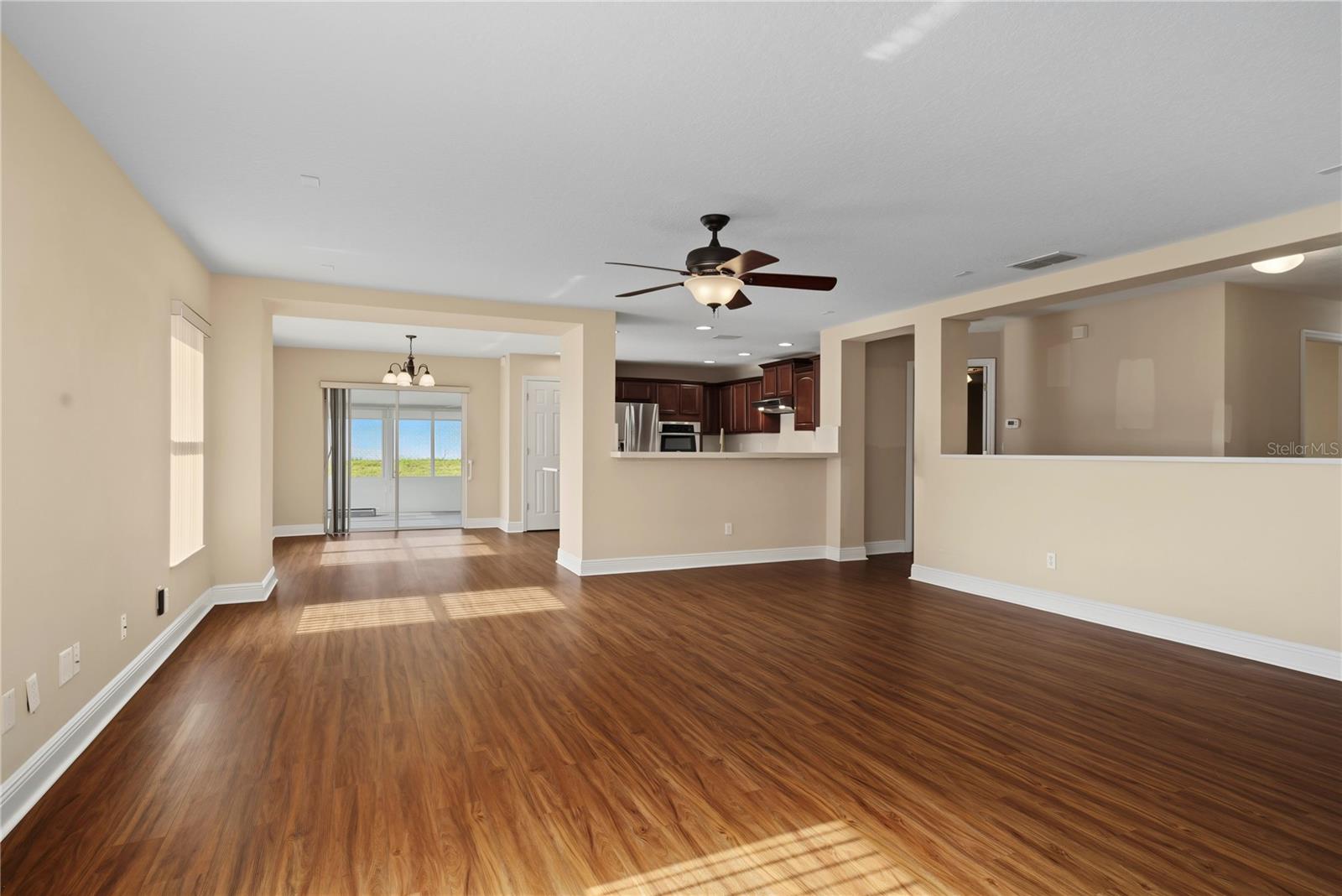 4752 Barbados Loop Property Photo 6