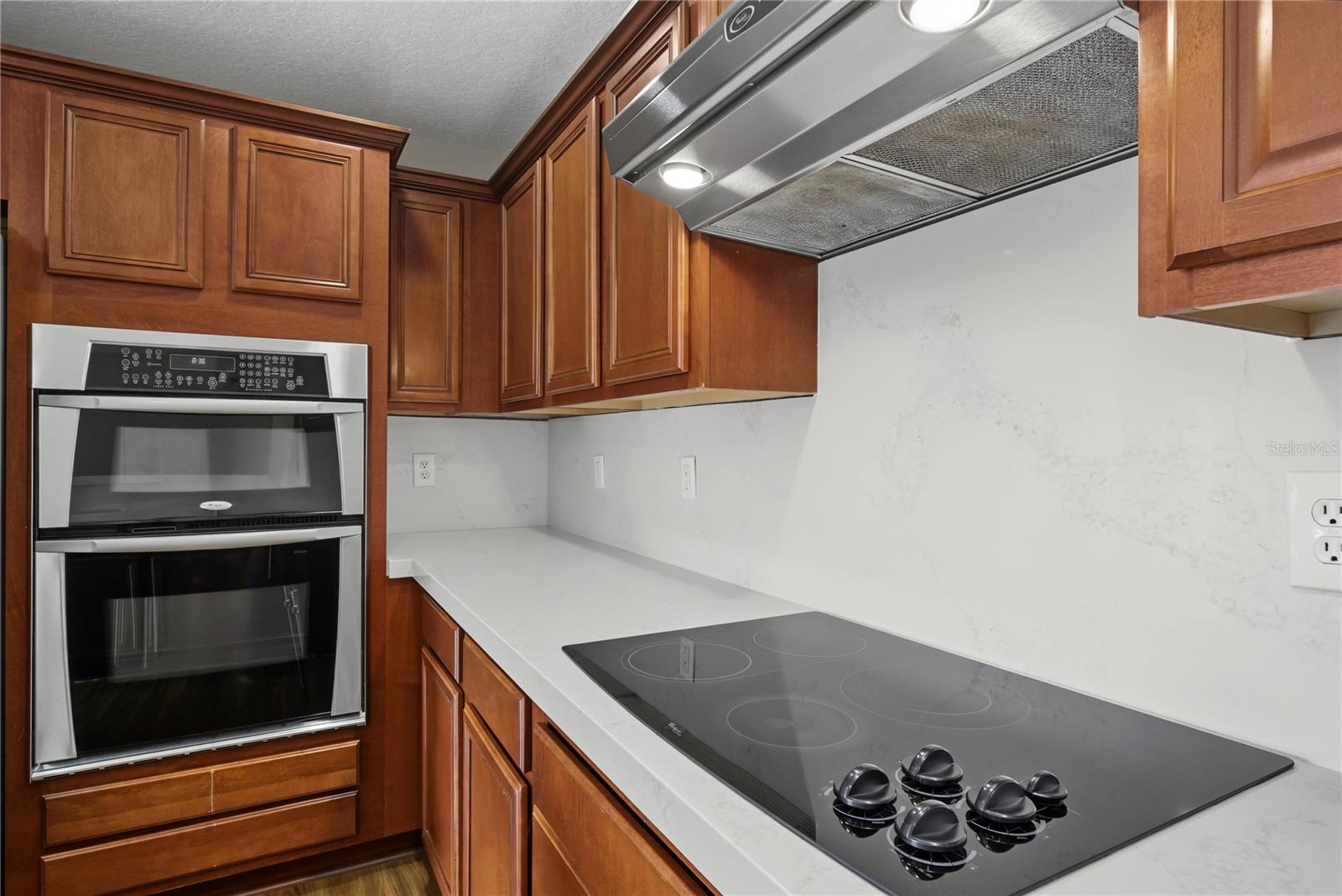 4752 Barbados Loop Property Photo 14