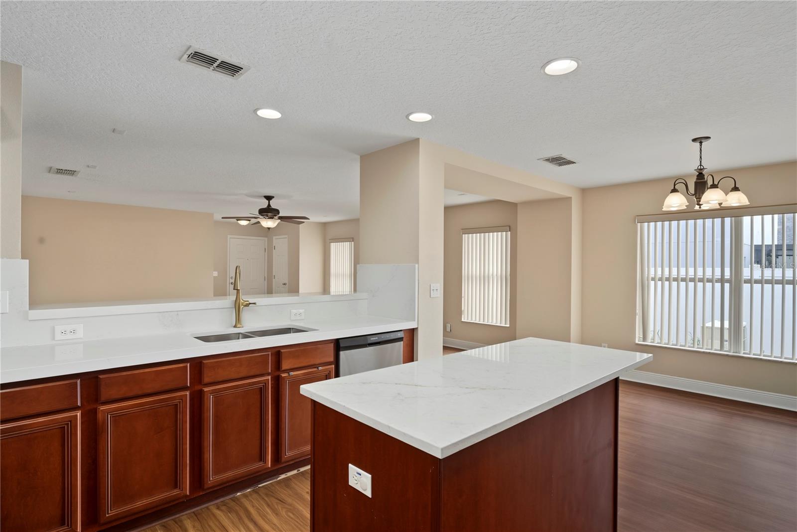 4752 Barbados Loop Property Photo 15