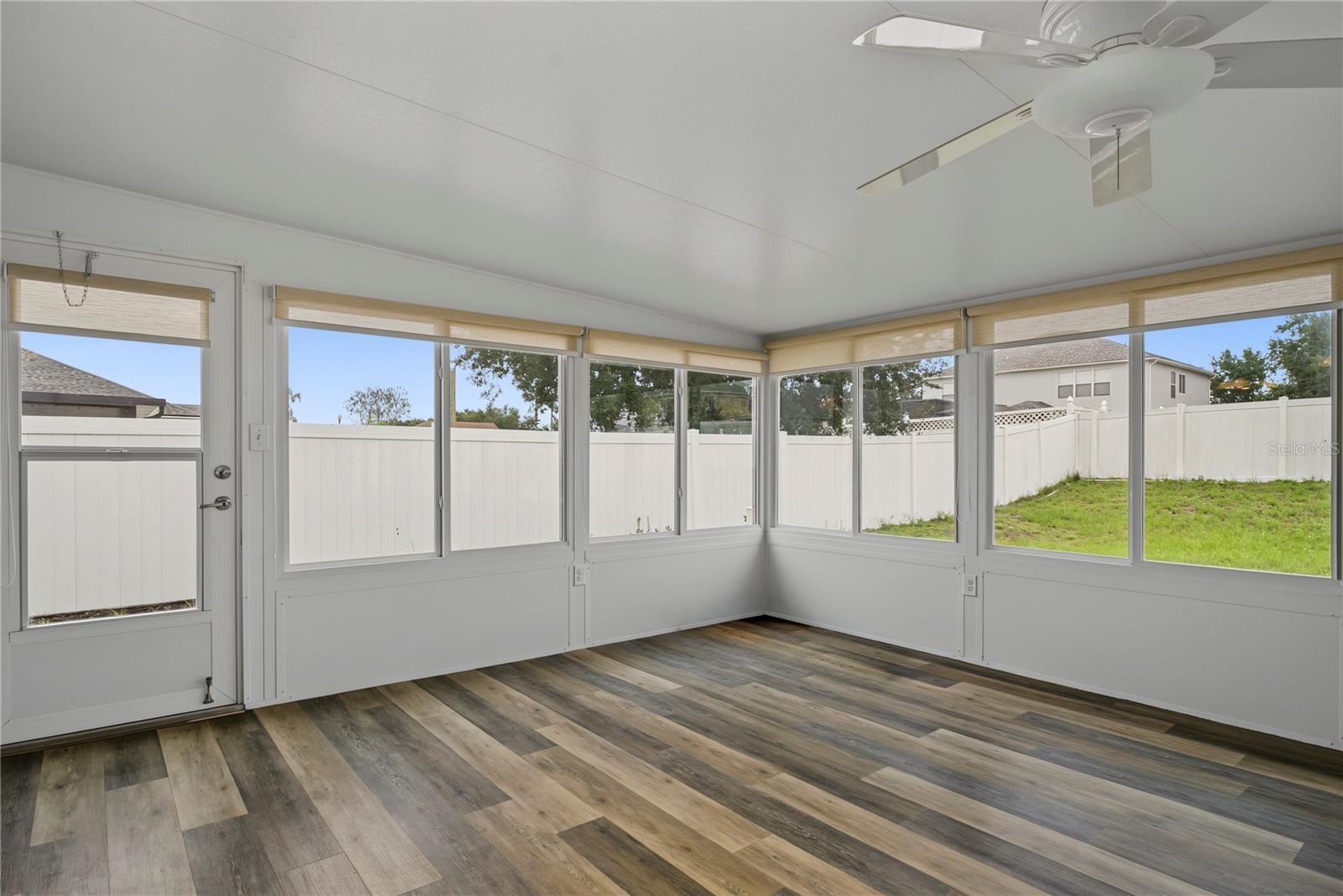 4752 Barbados Loop Property Photo 37