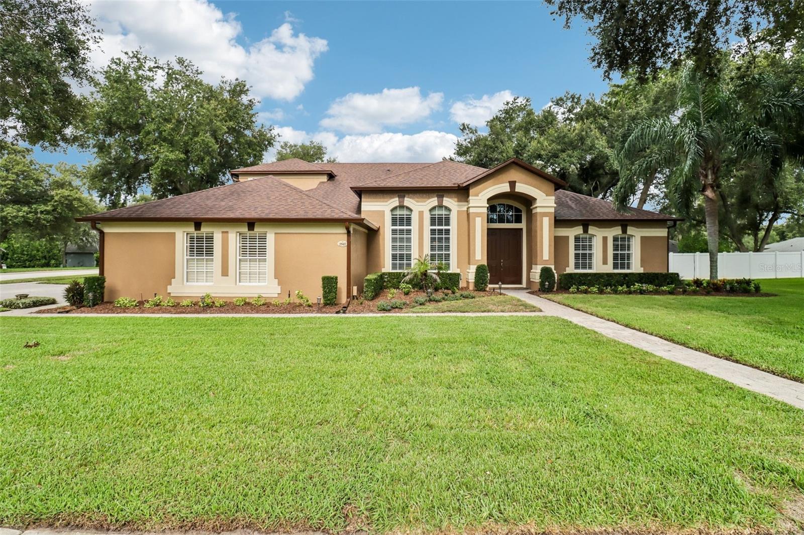 2947 Cedar Crest Dr Property Photo 4