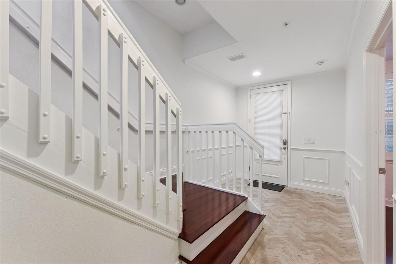 1650 Prospect Ave Property Photo 3