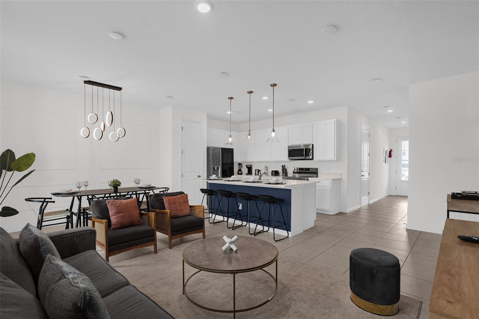 O6430348 Property Photo 11