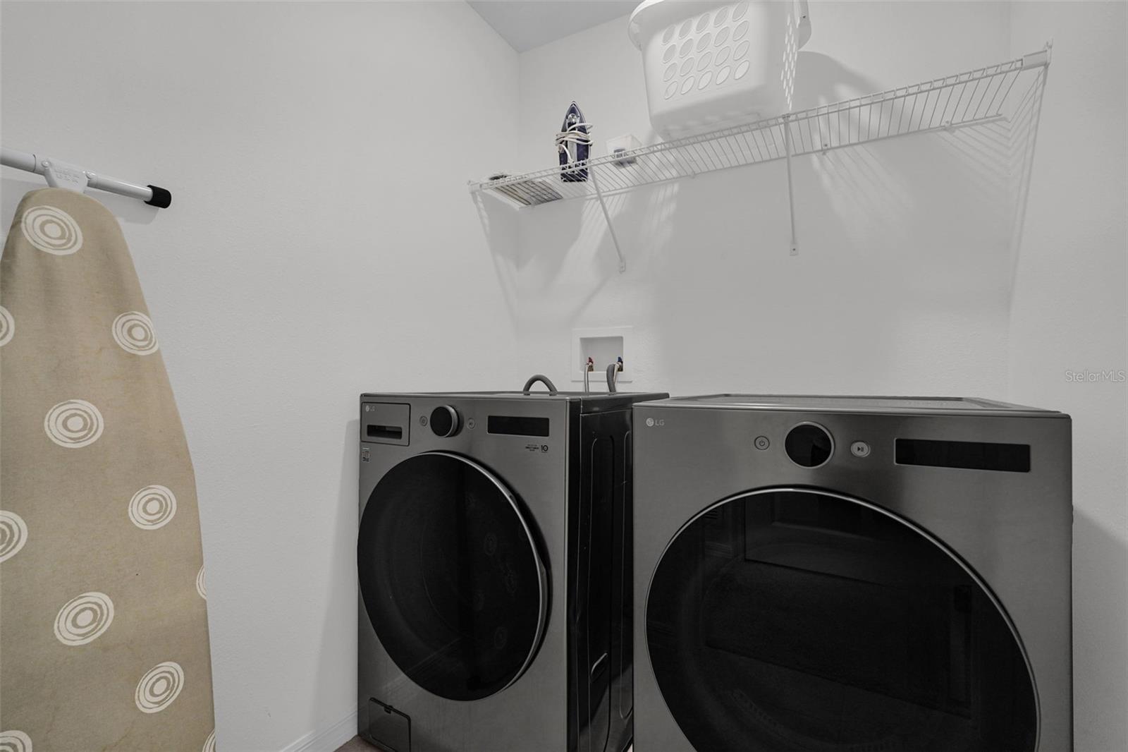 O6430348 Property Photo 22