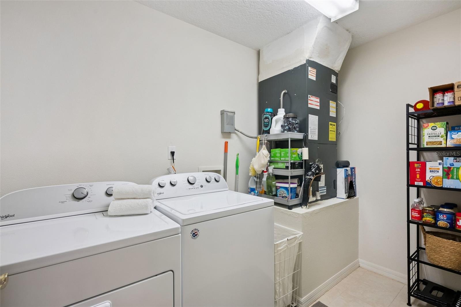 613 Huron Pl Property Photo 21