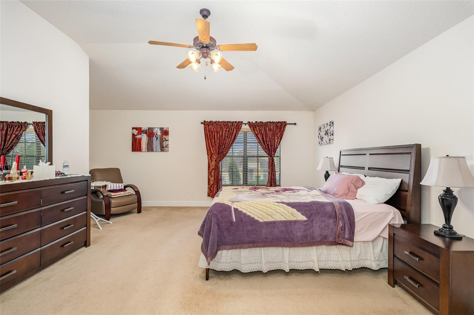 912 Whetstone Pl Property Photo 16