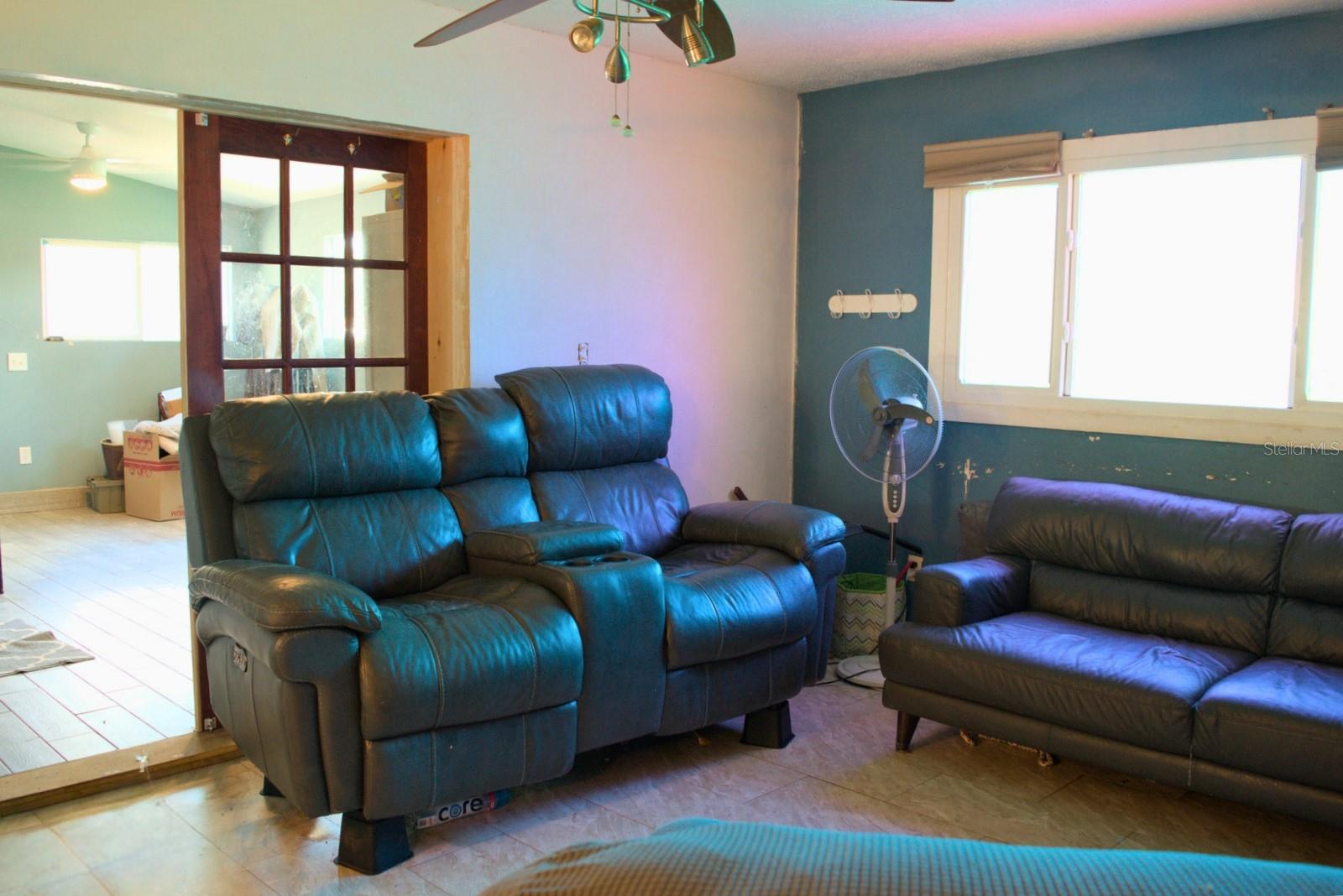 10607 Fernando St Property Photo 7