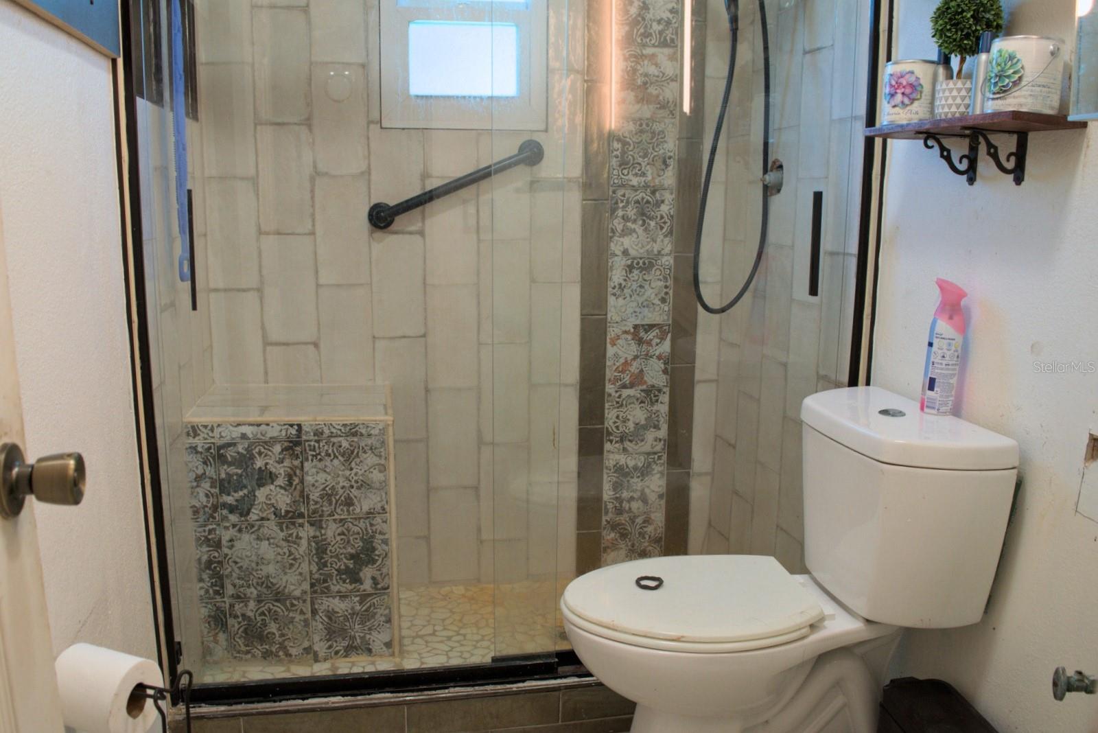10607 Fernando St Property Photo 13