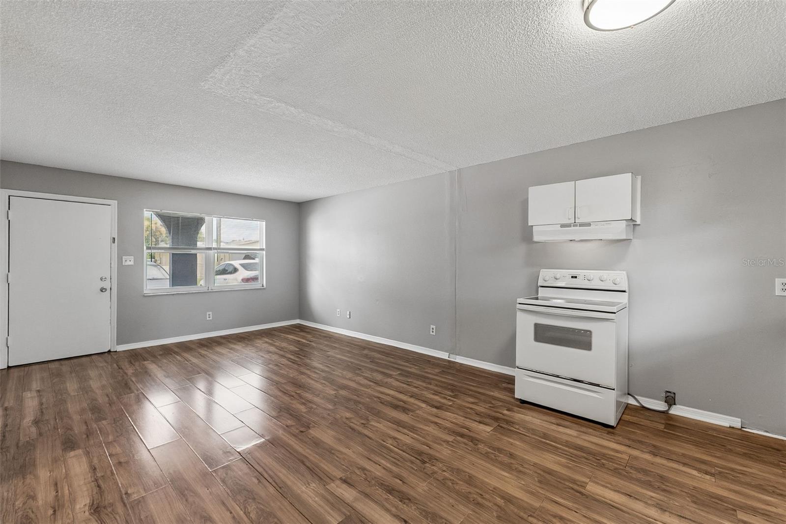 601 State Ave #2 Property Photo 5