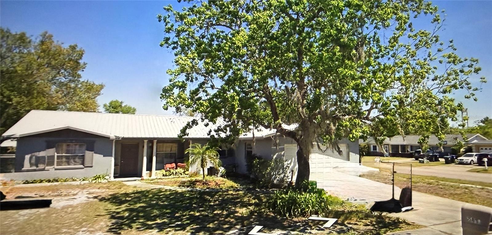 7427 FORDHAM CT Property Photo 1