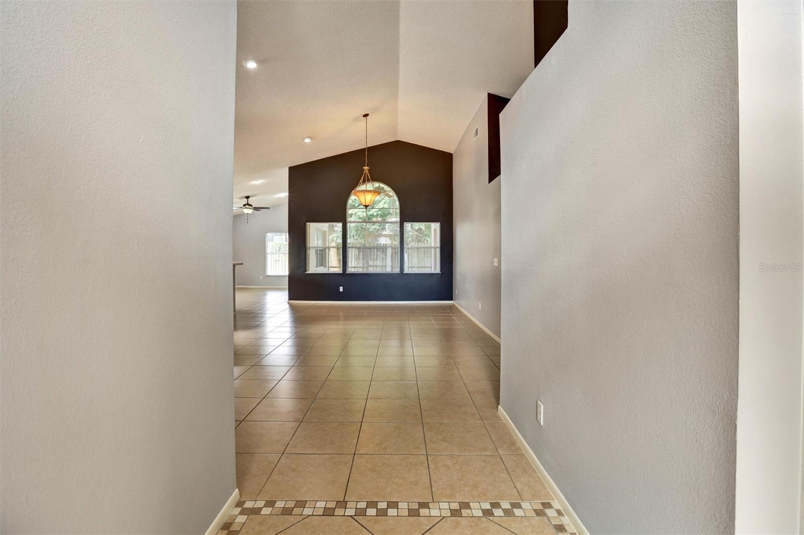 550 Brightview Dr Property Photo 7