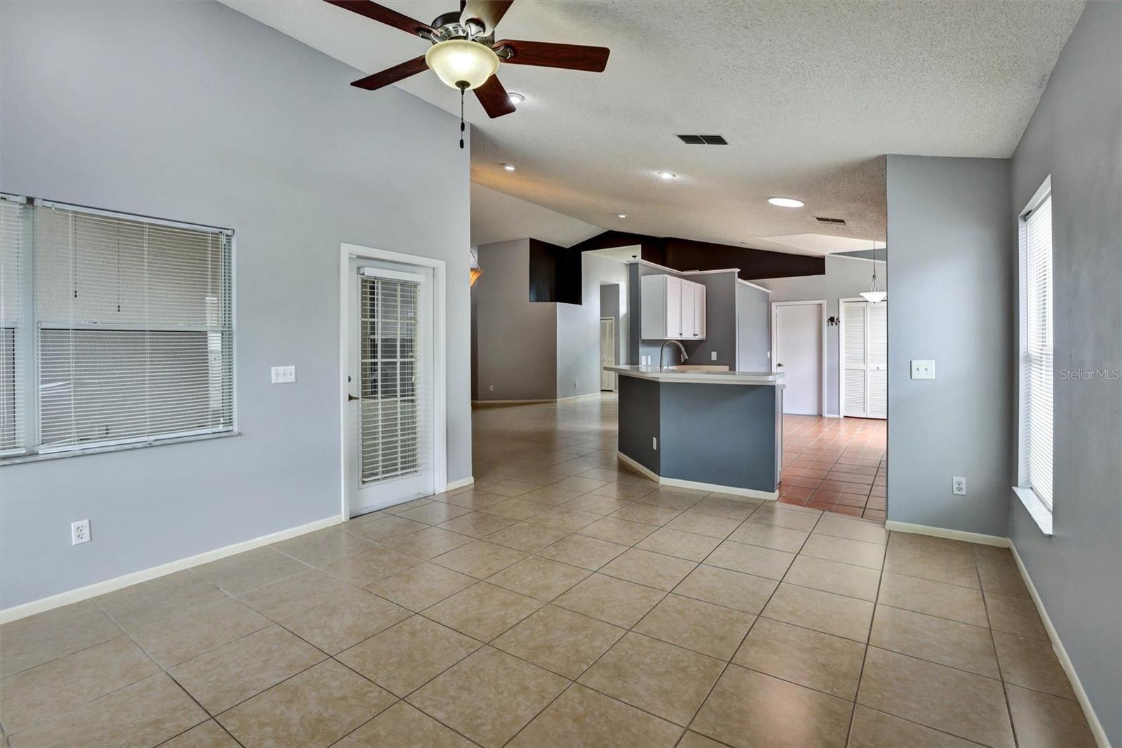550 Brightview Dr Property Photo 17
