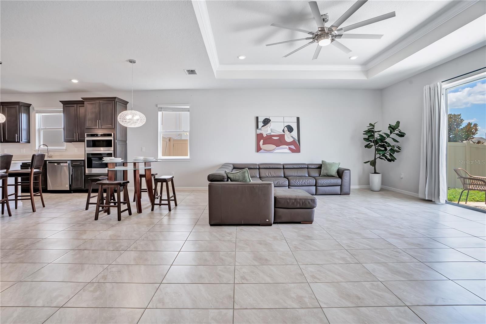 7635 Taormina Way Property Photo 17