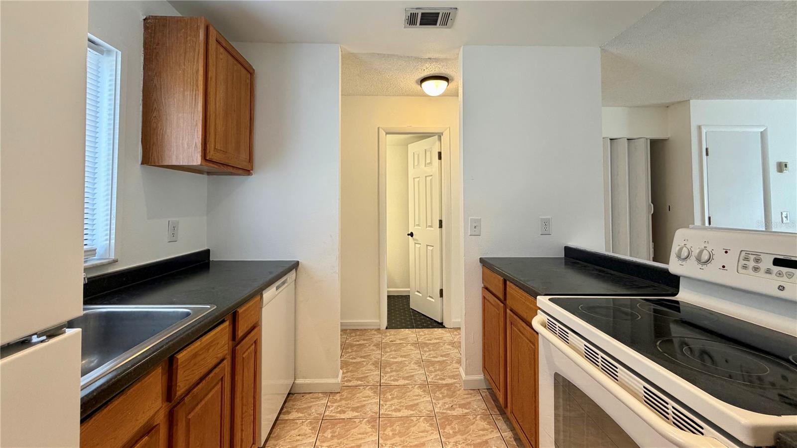 5515 Decatur St Property Photo 5
