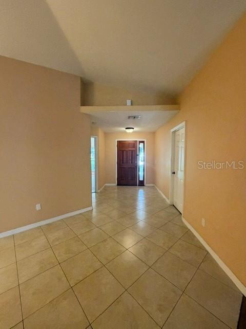 635 Nighthawk Cir Property Photo 5