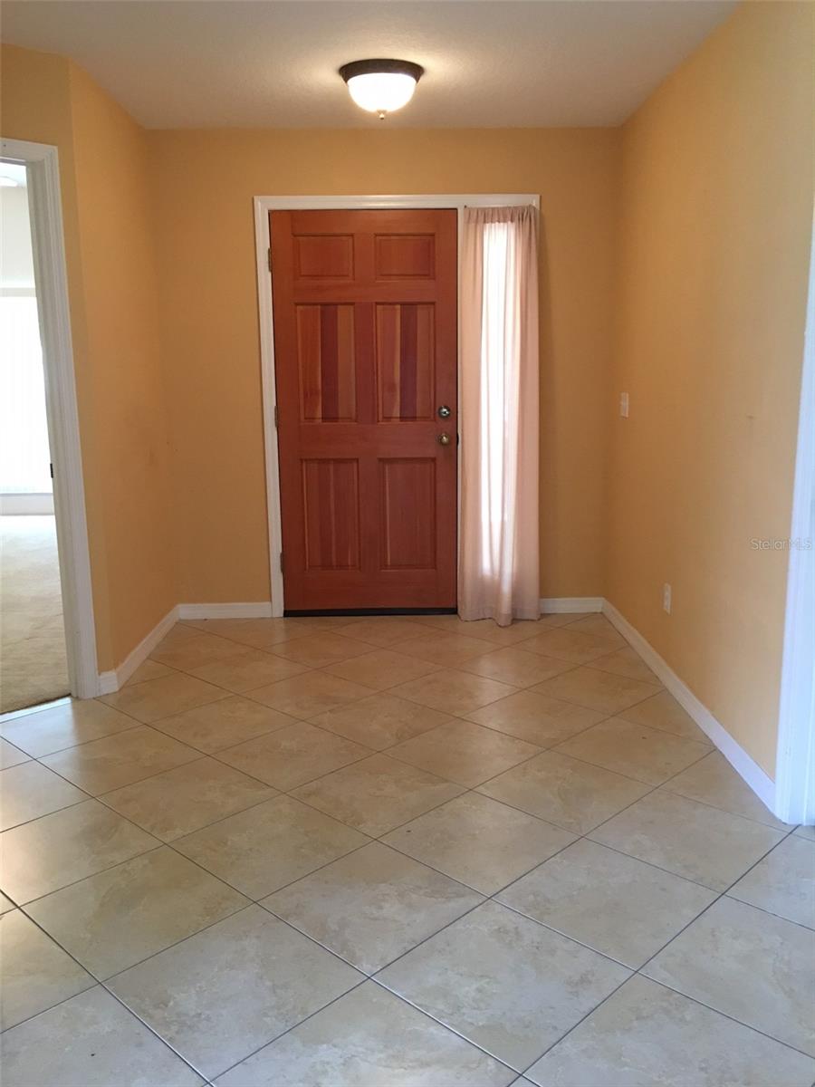 635 Nighthawk Cir Property Photo 6