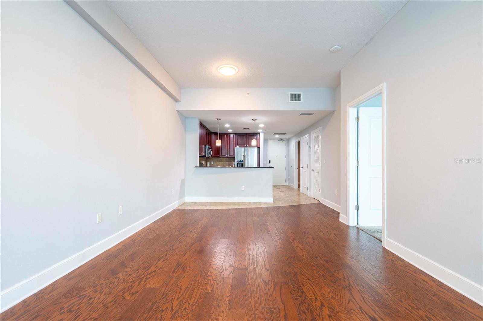 101 S Eola Dr #614 Property Photo 4