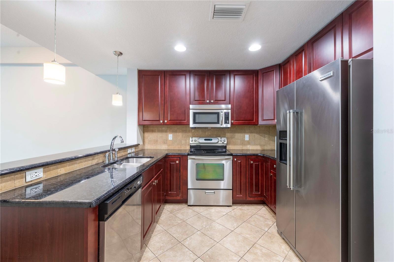 101 S Eola Dr #614 Property Photo 8