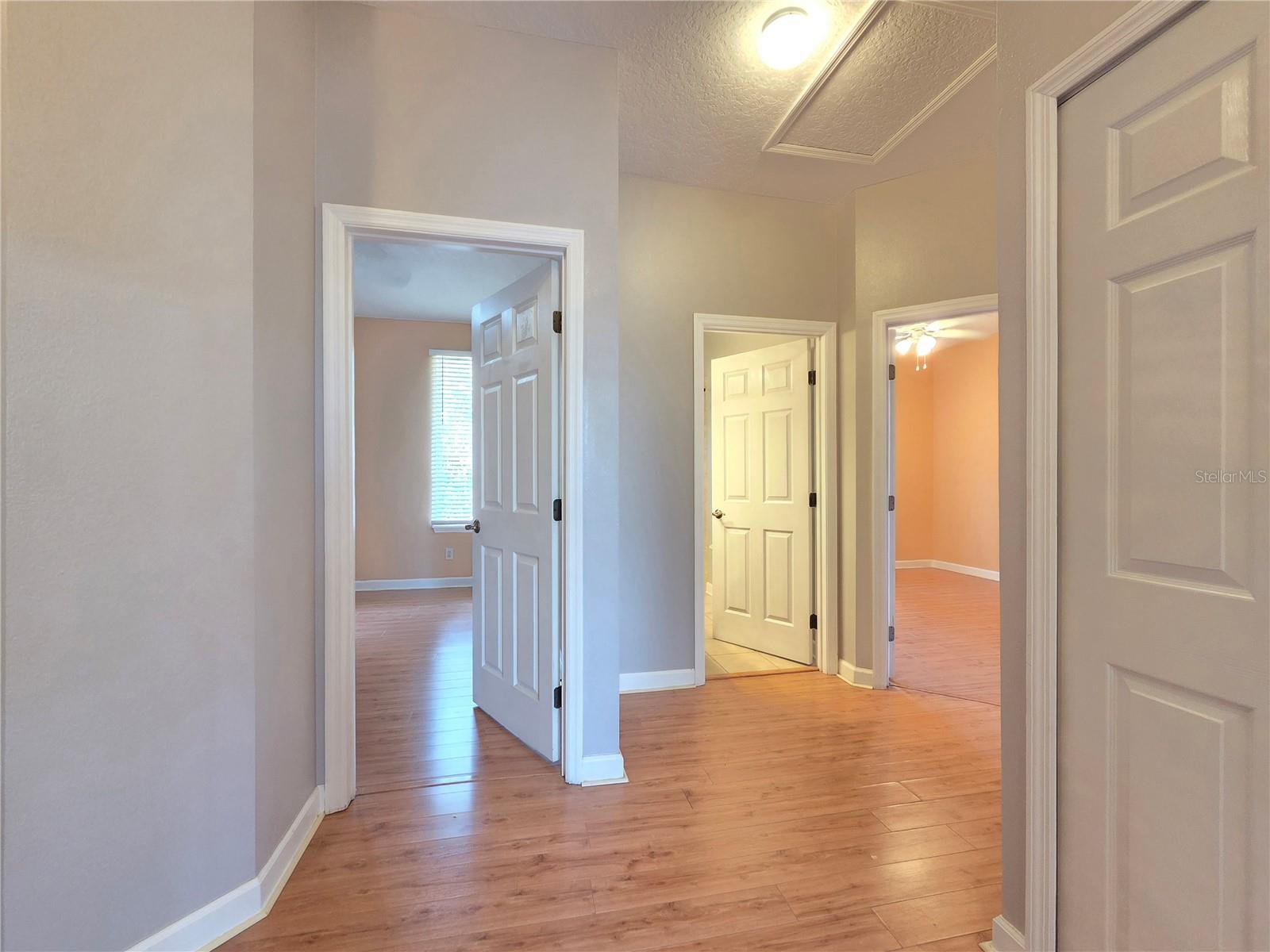 O6430429 Property Photo 15