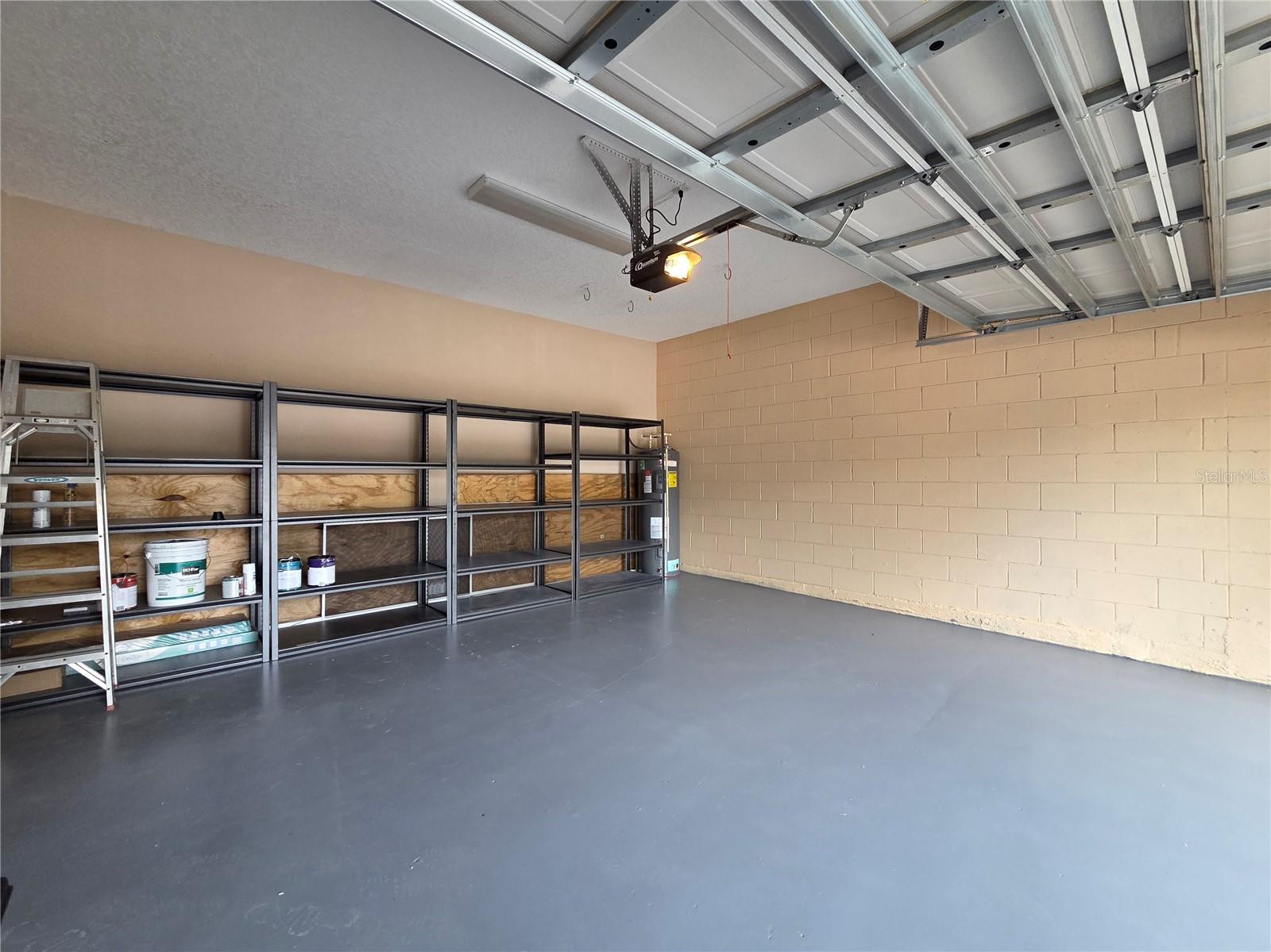 O6430429 Property Photo 20