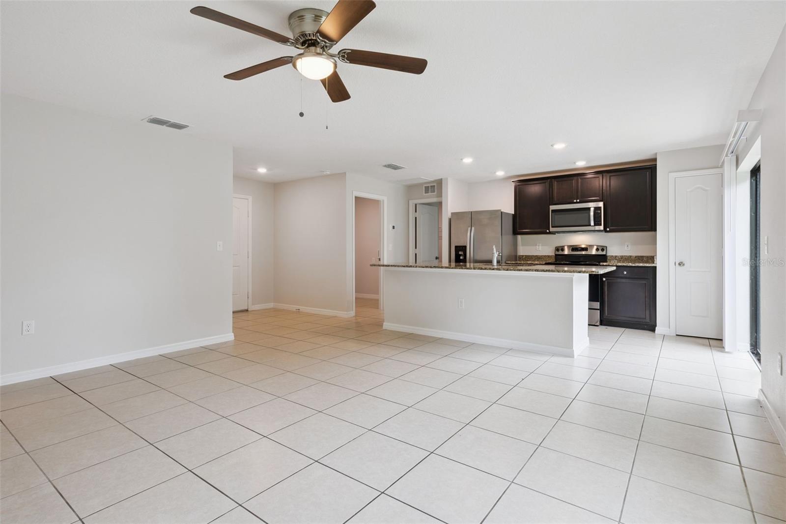 35685 Rose Moss Ave Property Photo 5