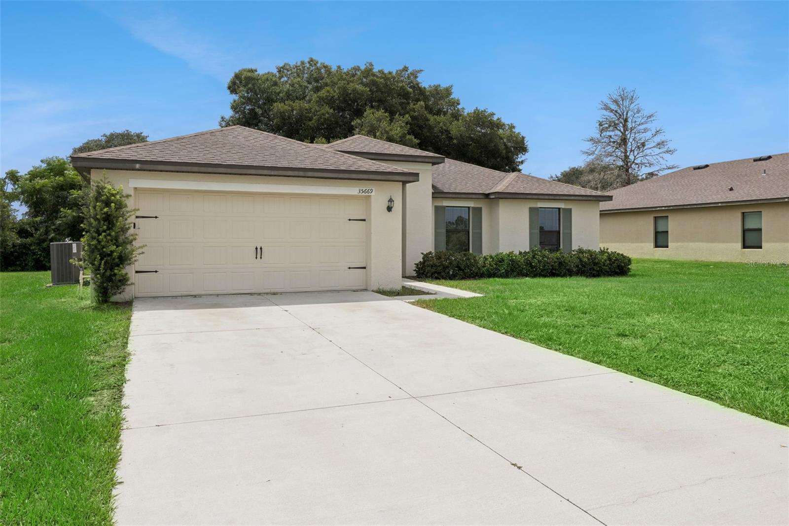 35669 Rose Moss Ave Property Photo 3