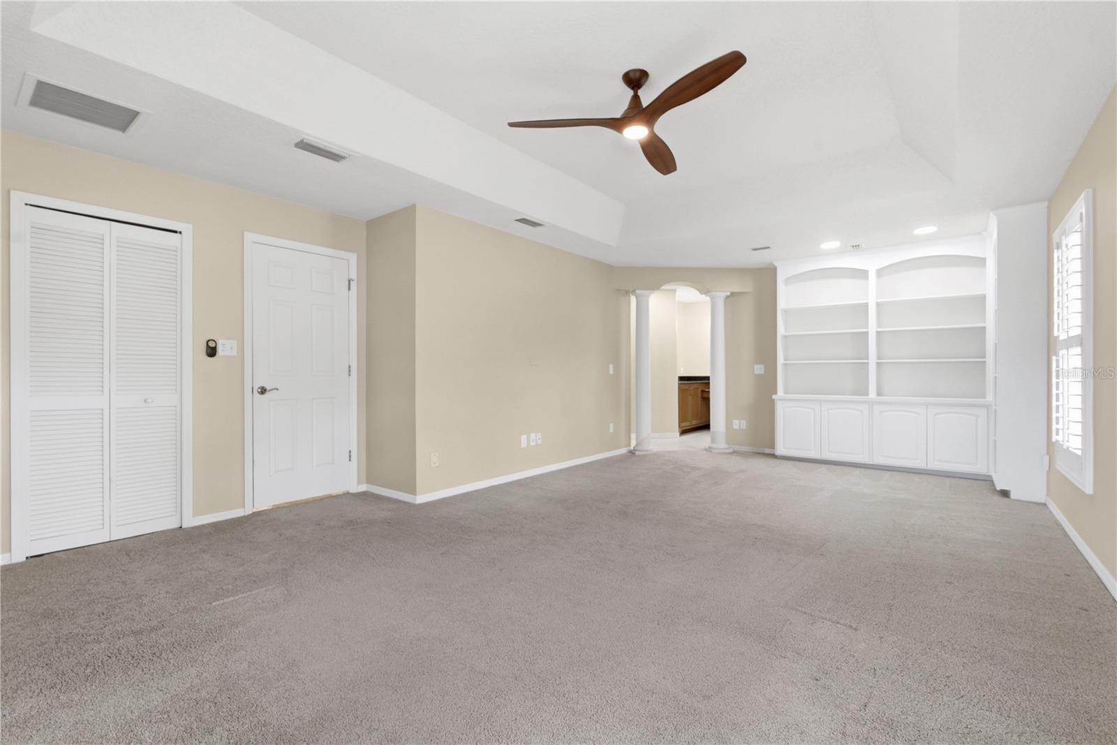 1889 Berkeley Ct Property Photo 9