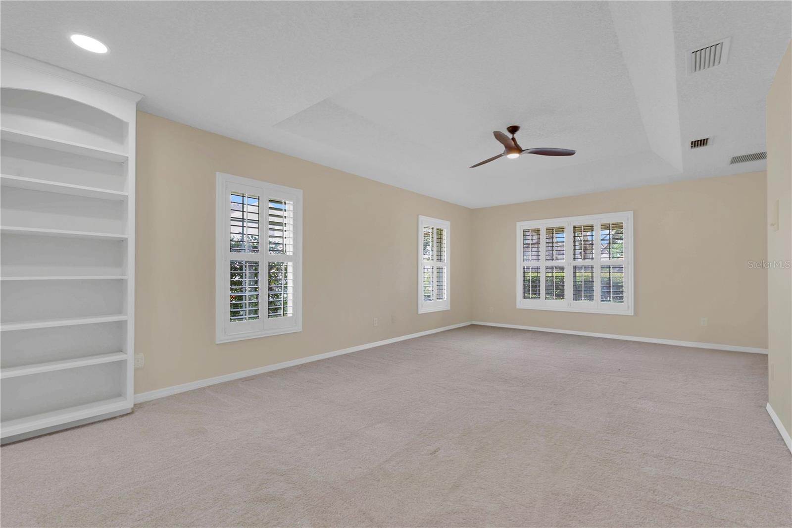 1889 Berkeley Ct Property Photo 17