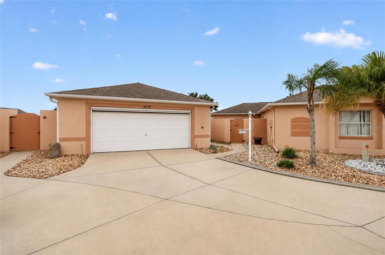 1630 Tampico Pl Property Photo 3