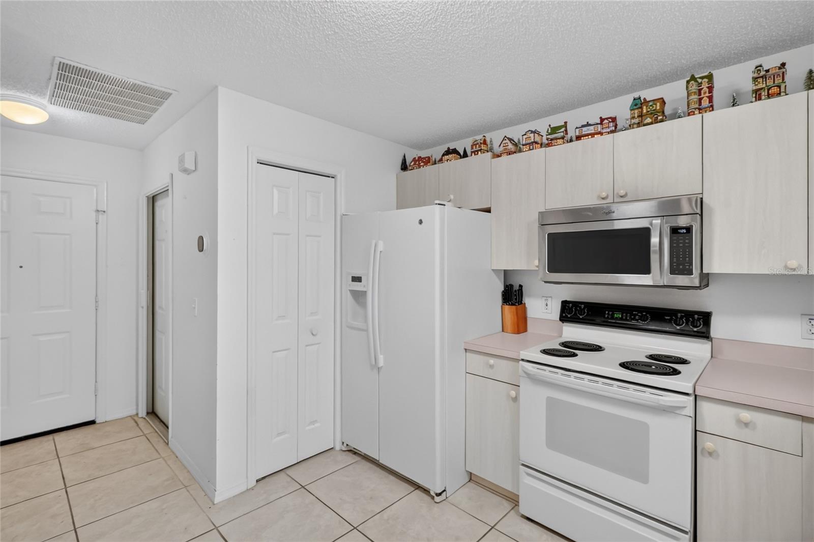 1630 Tampico Pl Property Photo 22