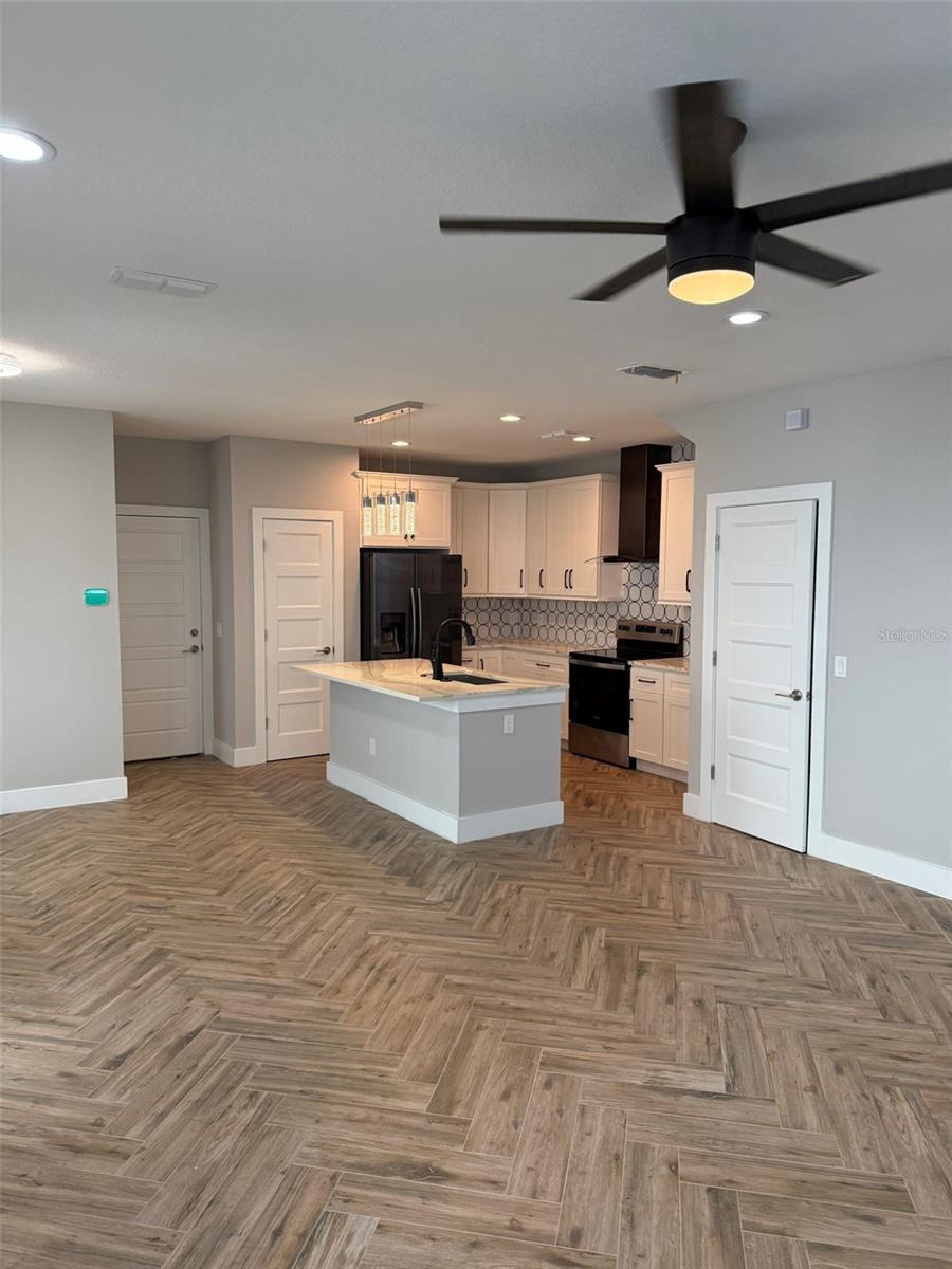 521 Peachtree Rd Property Photo 4