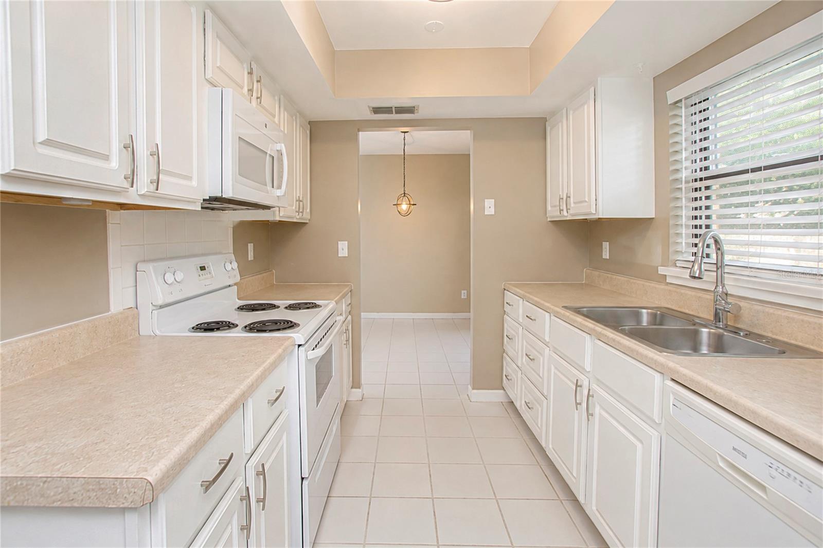 7621 Ruthwind Ct Property Photo 11