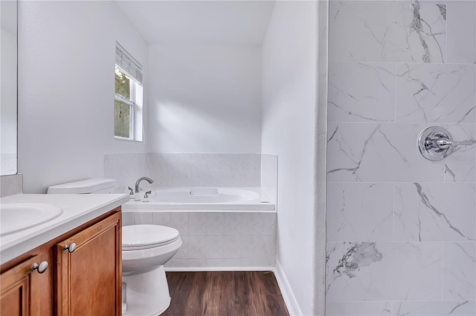 7415 Oxford Garden Cir Property Photo 24