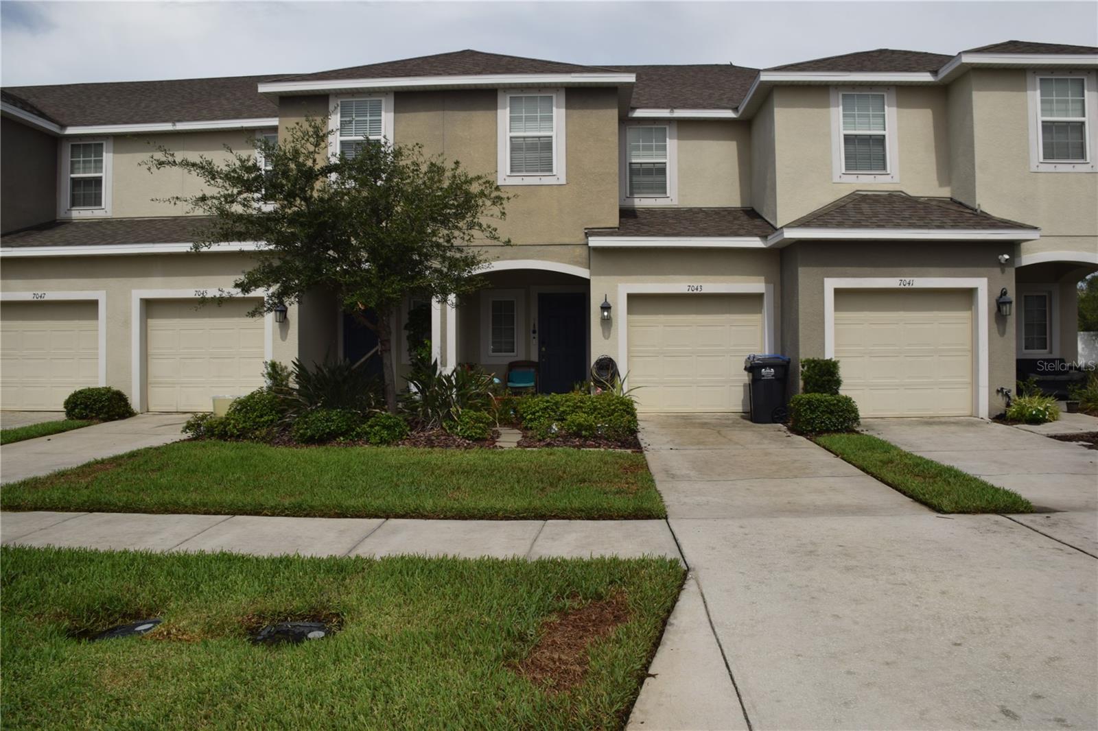 7043 SUMMER HOLLY PL Property Photo 1