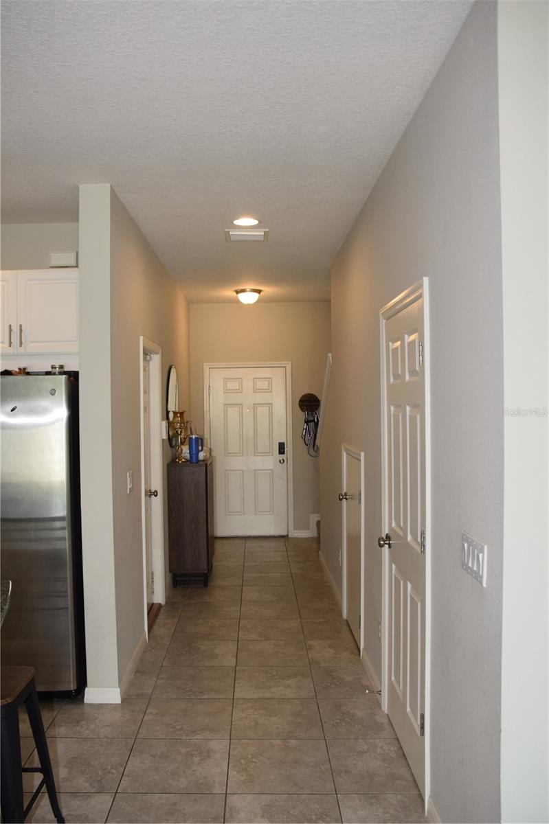 7043 Summer Holly Pl Property Photo 8