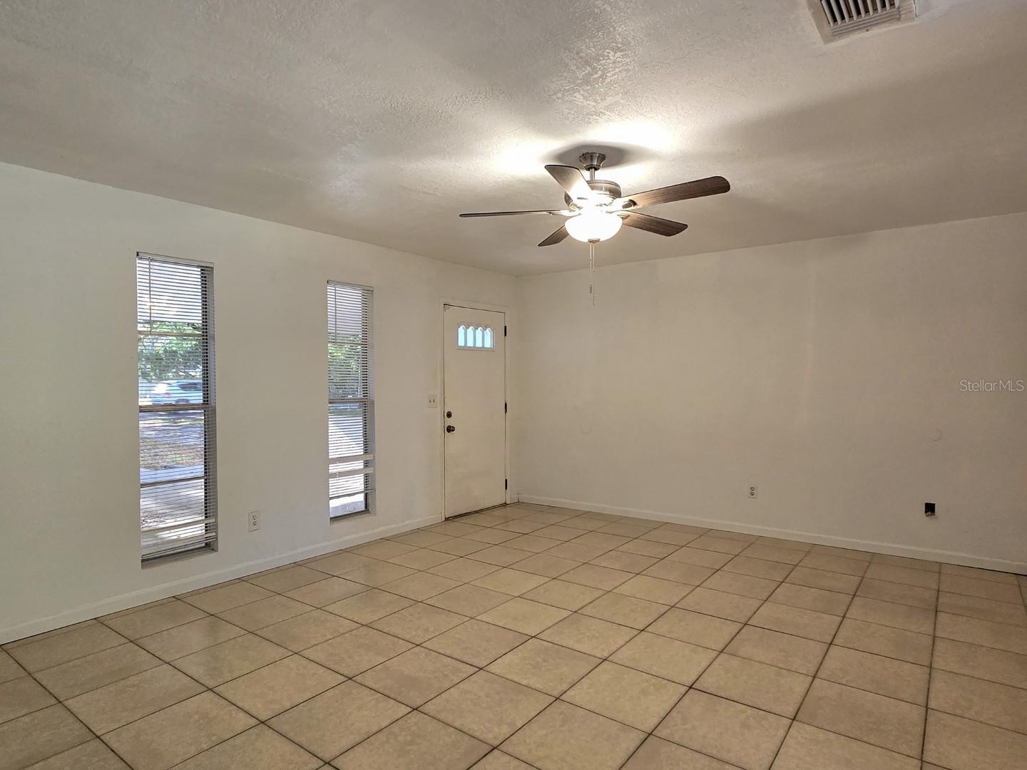 1537 Mango Tree Dr Property Photo 16