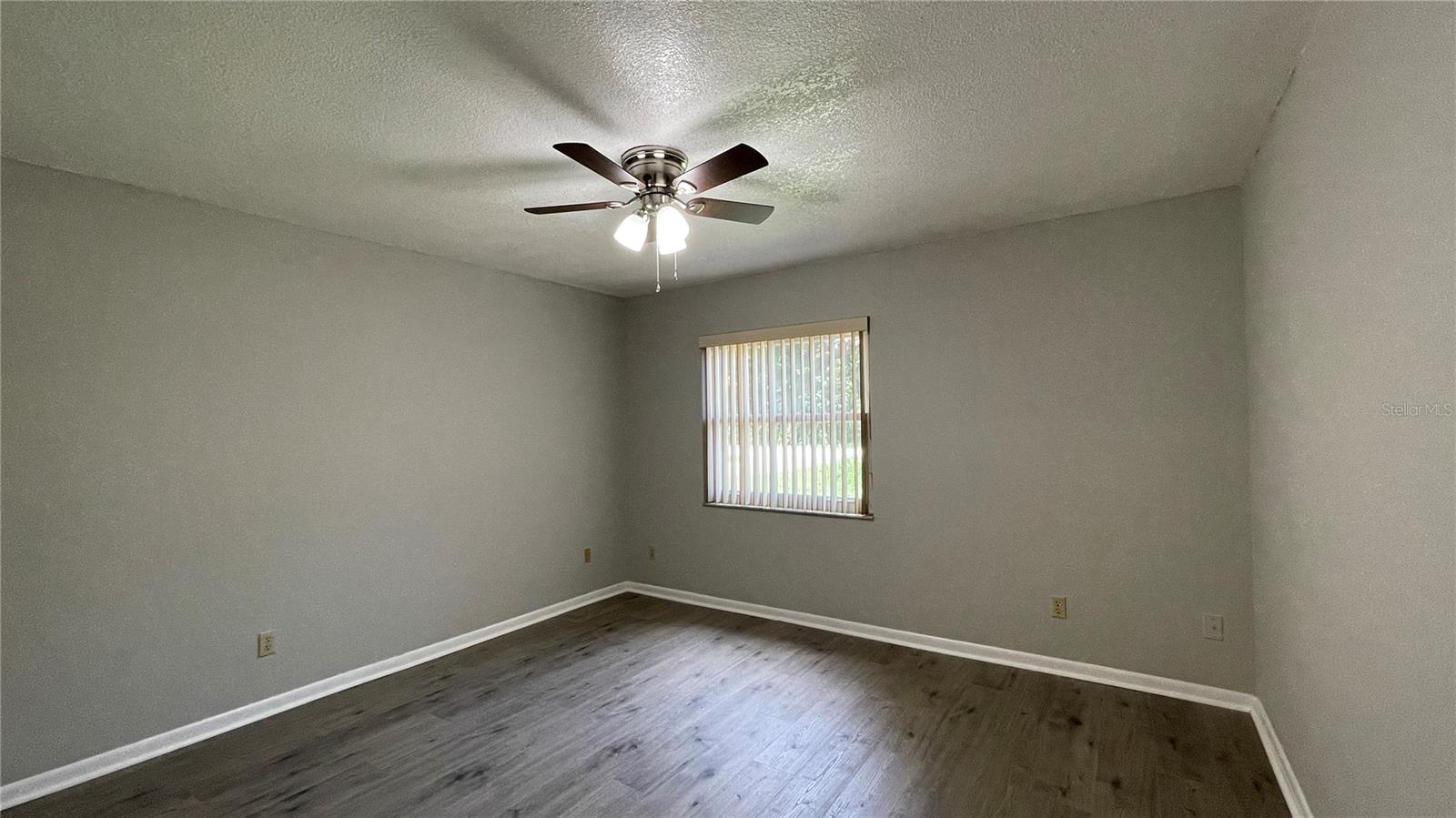 253 W Lake Ina Dr Property Photo 12