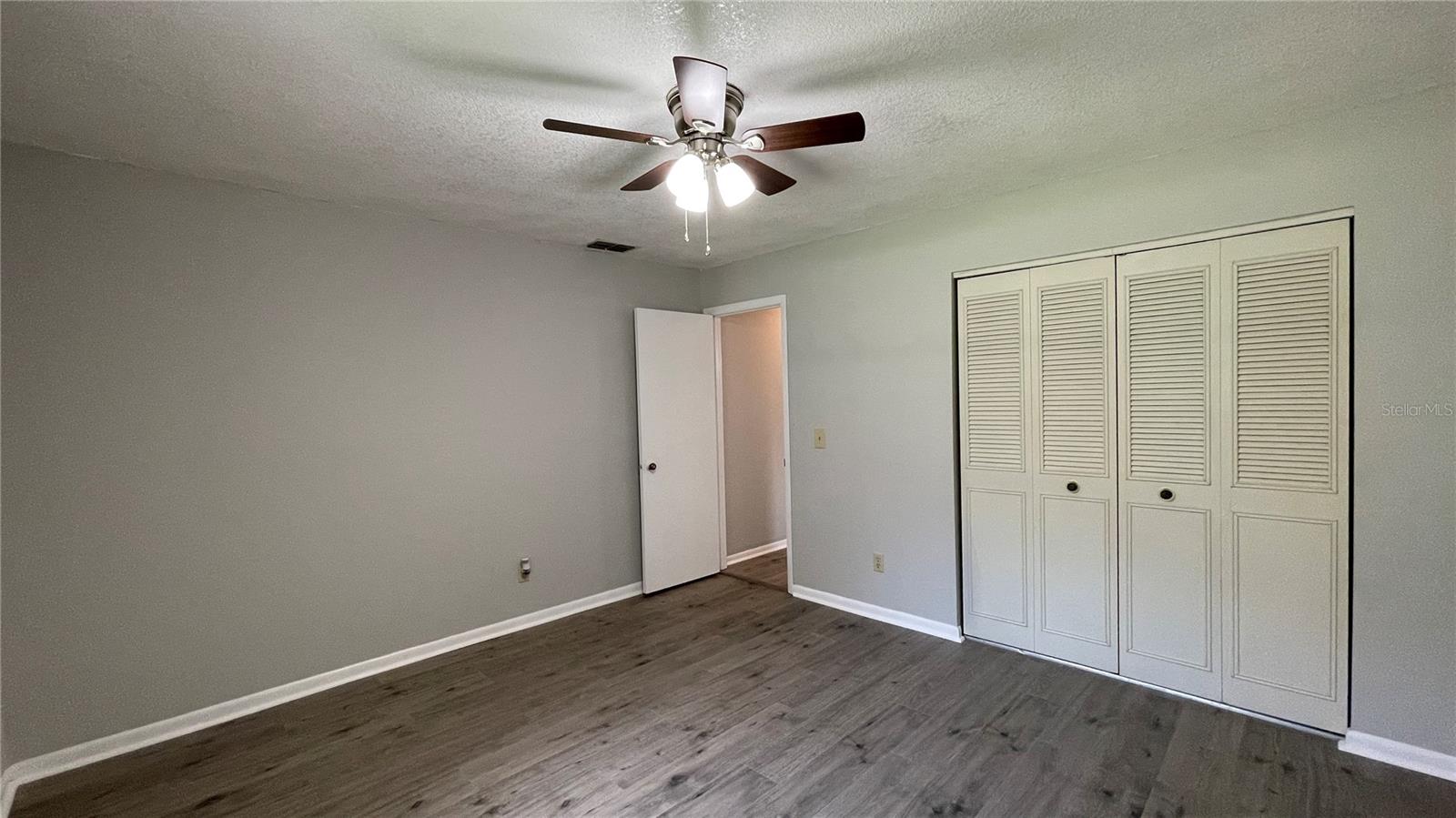 253 W Lake Ina Dr Property Photo 13
