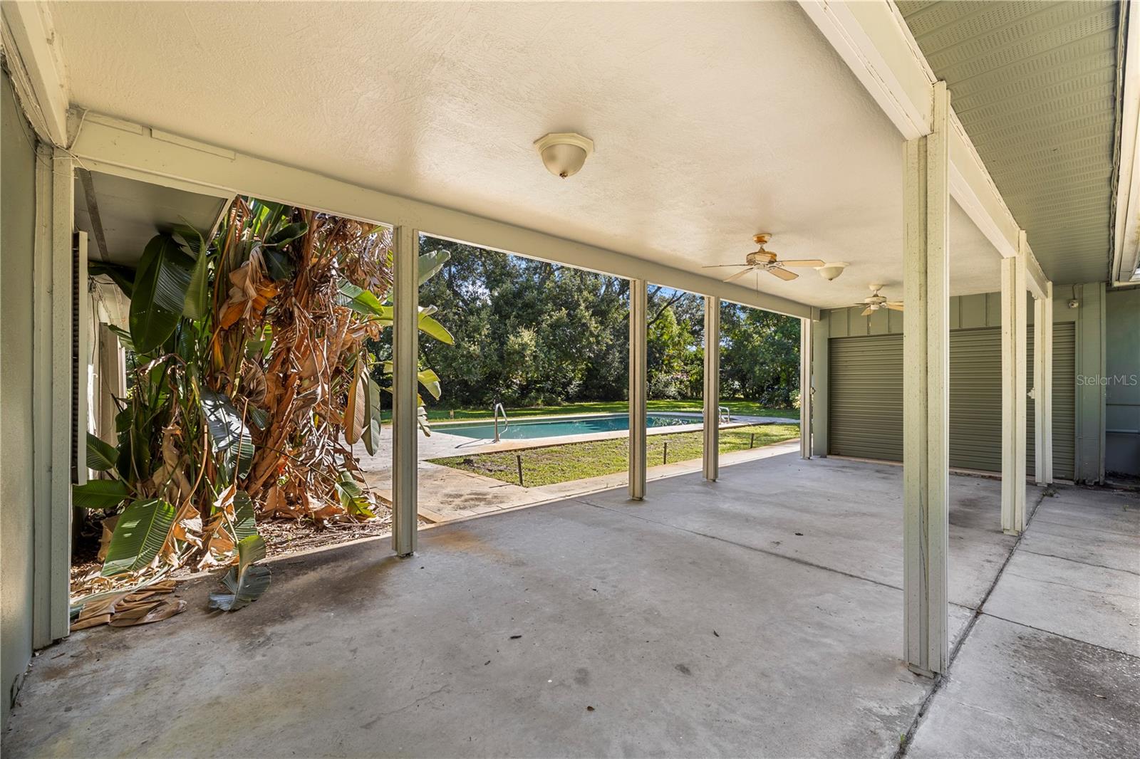 2162 Long Bow Ln Property Photo 10