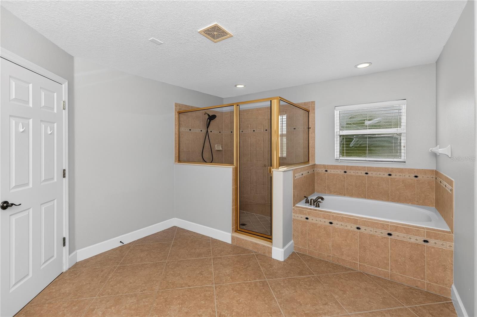 5890 Ansley Way Property Photo 30