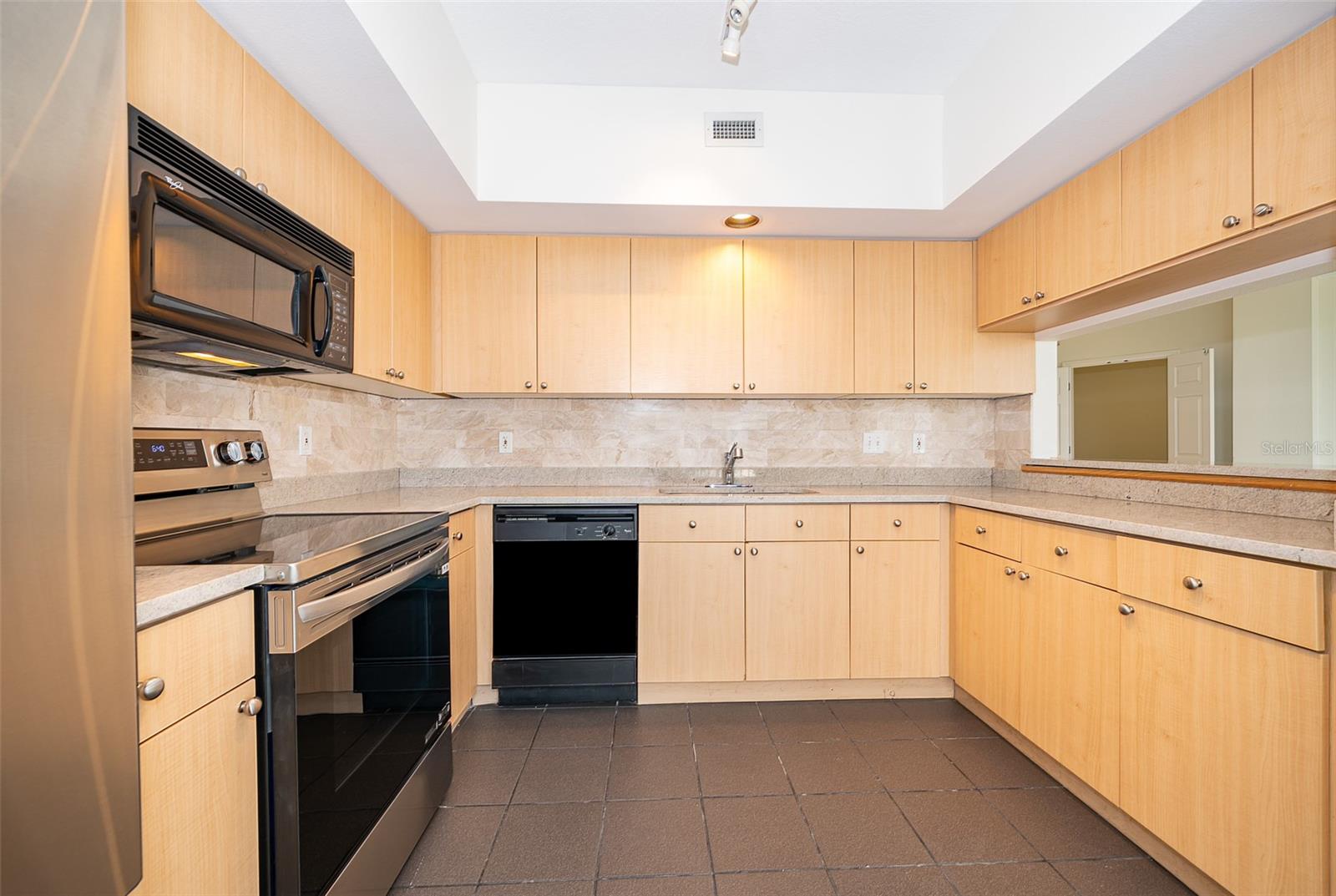 322 E Central Blvd #1602 Property Photo 11