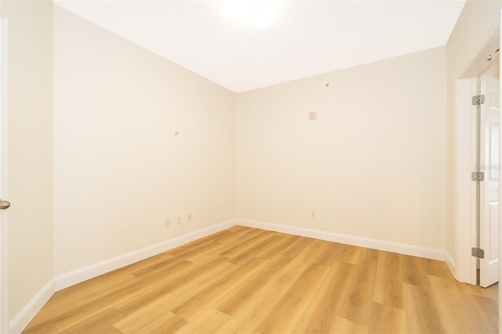 322 E Central Blvd #1602 Property Photo 18